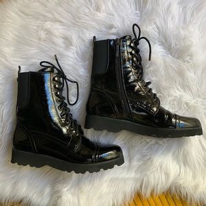 Donald J Pliner Carmen Black Patent Boot